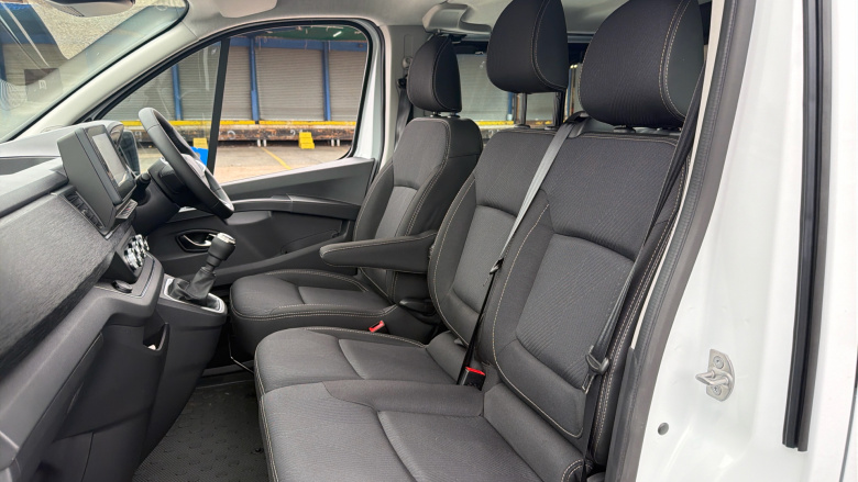 Renault Trafic Lwb Diesel LL30 Blue dCi 150 Extra Sport [Safety] Crew Van